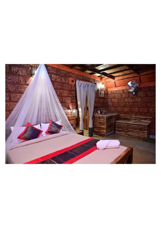 Hotel The Horse & Chariot Madikeri Exteriér fotografie